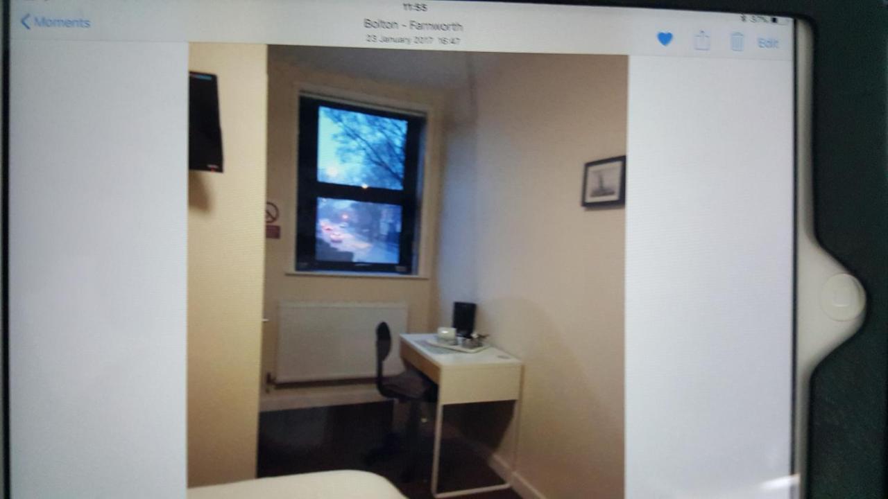 Kings Arms Hotel Farnworth Екстер'єр фото